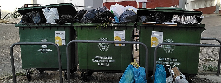 Incapacidade de gestão gera situação calamitosa na recolha de lixo em Almada